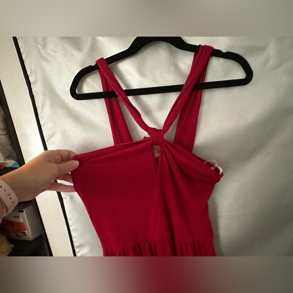 Red maxi - Picture 2 of 2